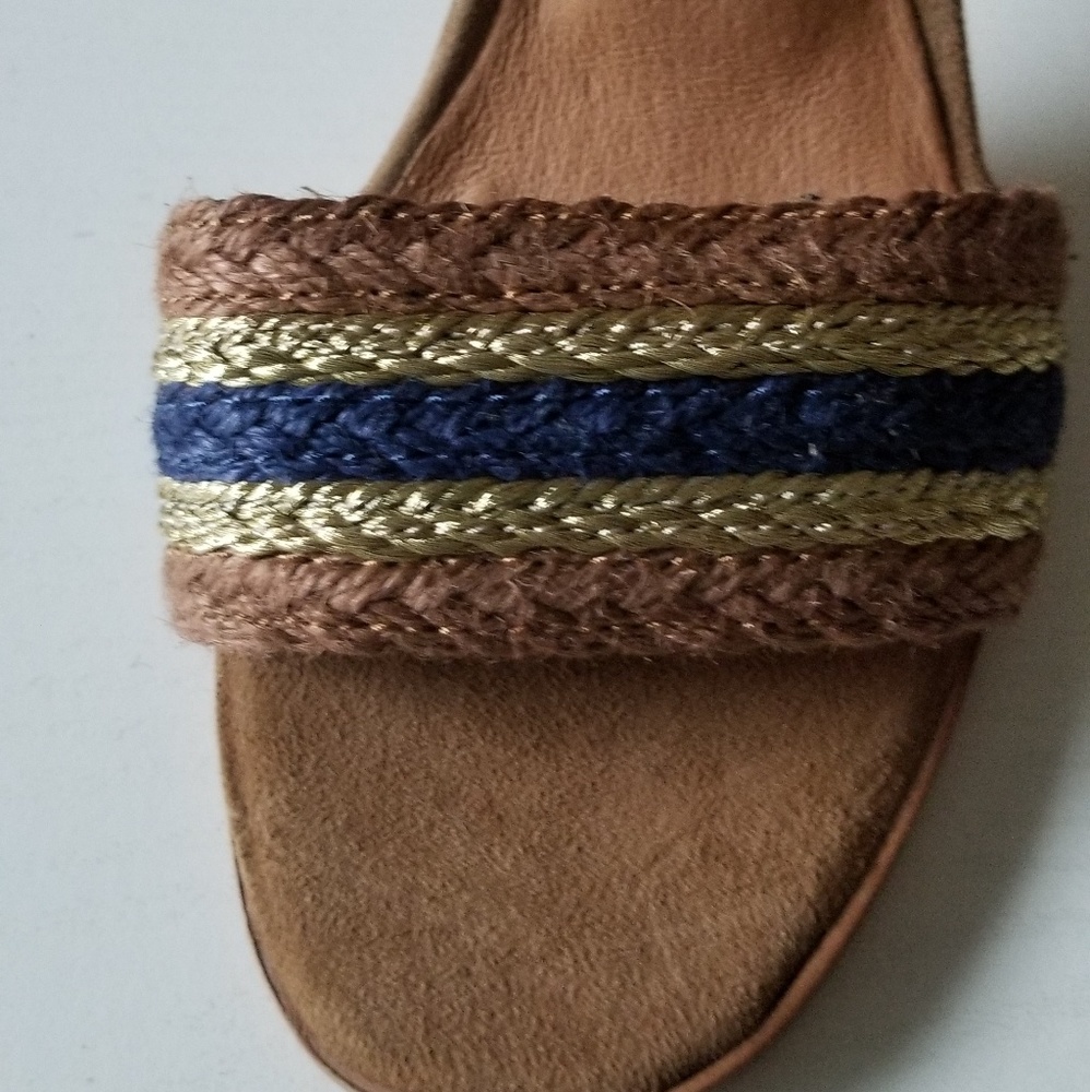 Anthropologie Lien.Do Gliding Stripe Heels - Picture 3 of 7